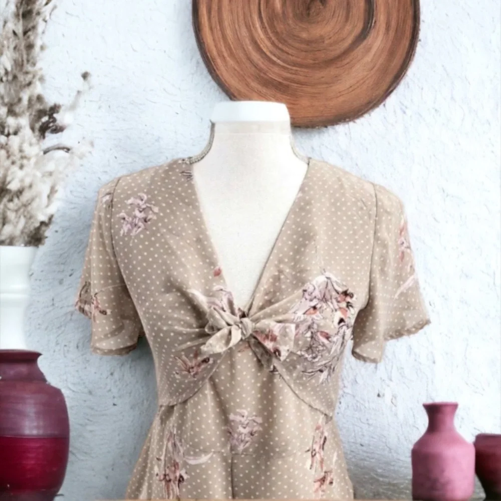 Sadie and Sage Floral Polka Dot Romper - Picture 10 of 15